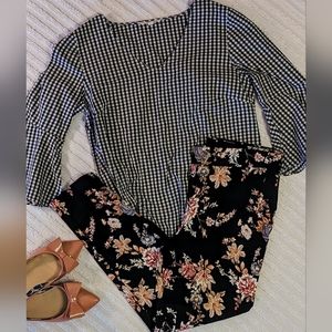 {Jules & Lepold} Black Floral Pants